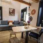 Luxury * モニキンダム