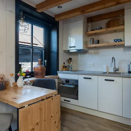 Luxury Monnickendam