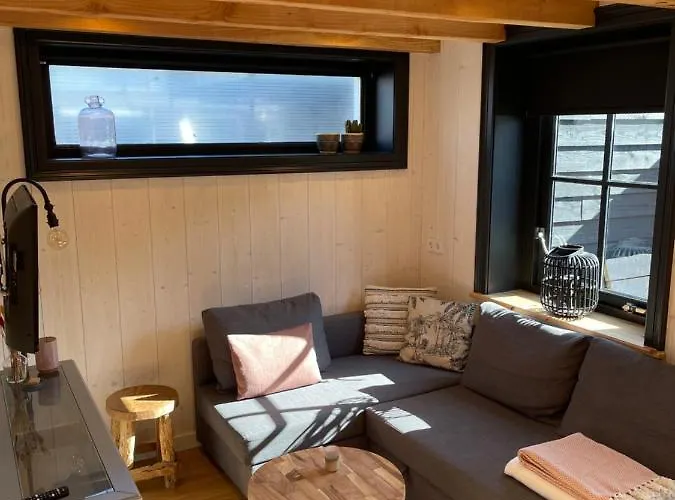 Luxury Chalet Monnickendam